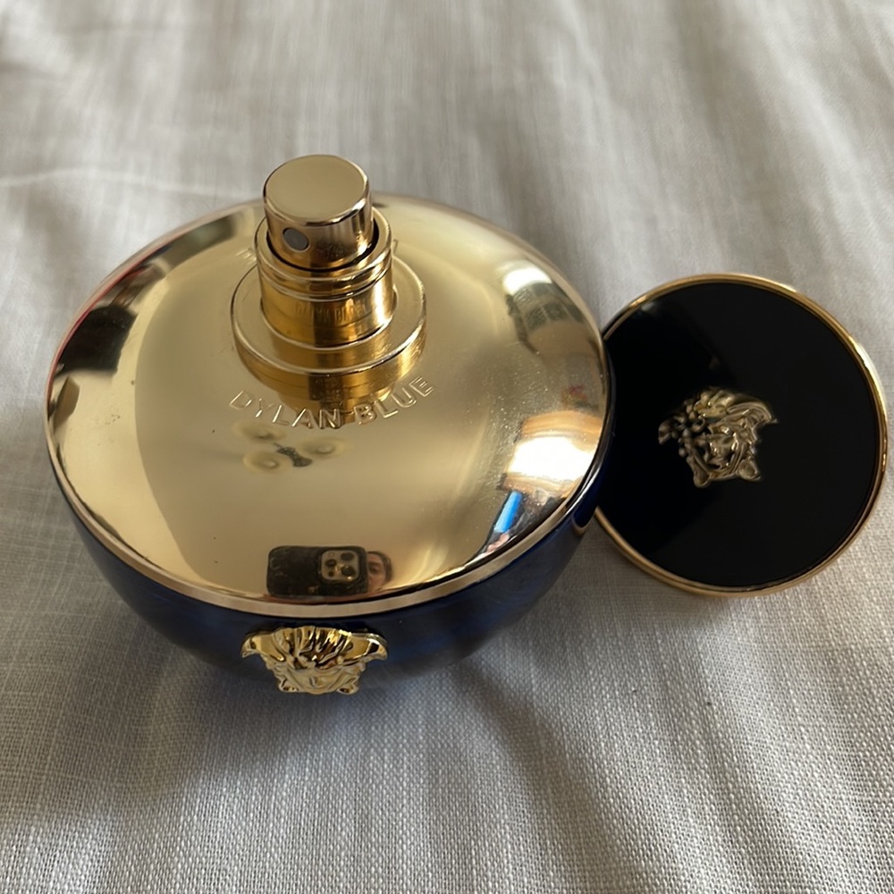Versace Dylan Blue Empty Perfume - image 4